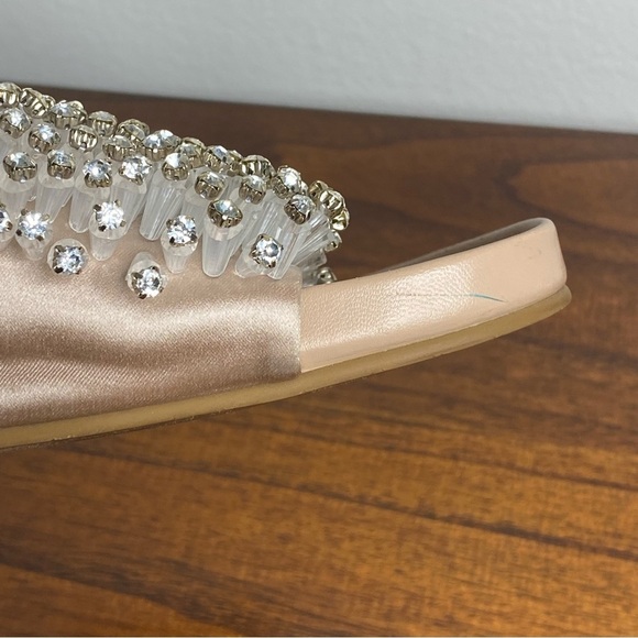 Badgley Mischka
Horton Embellished Satin Slide Sandals SIZE:8 - Picture 9 of 16